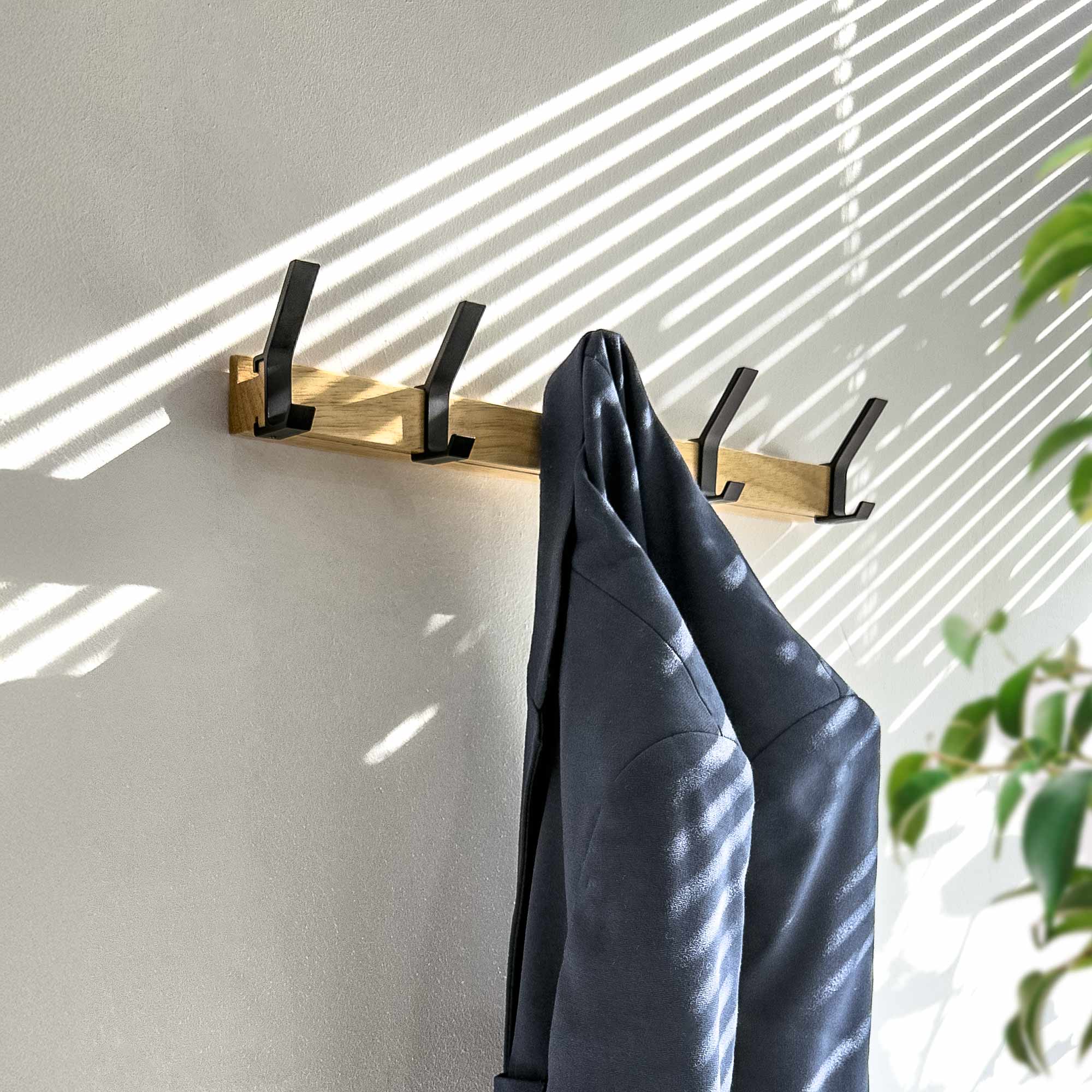 PERCHERO MADERA ACERO